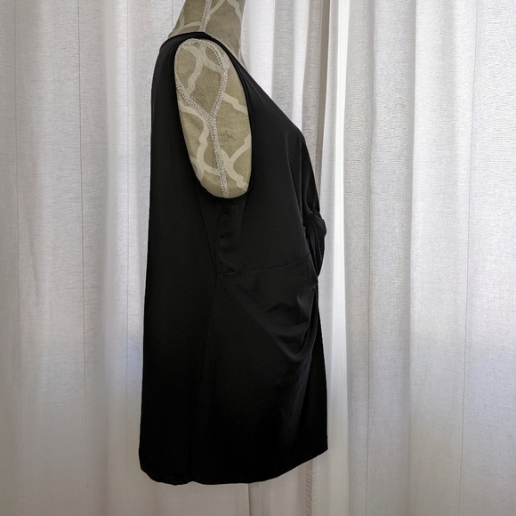 Michel Antoni | Plus size twist front tank - Picture 3 of 3